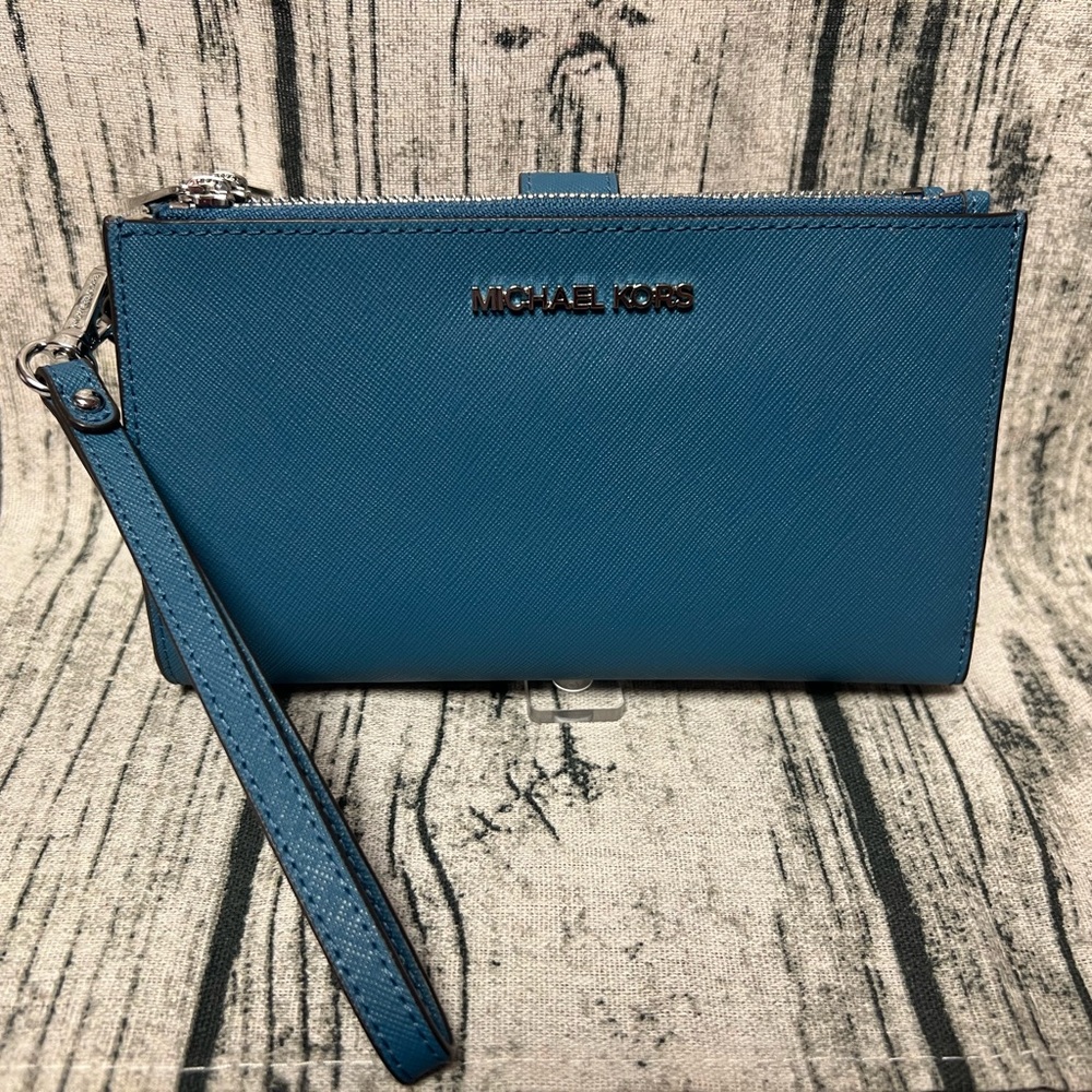 Michael Kors Blue Wristlet